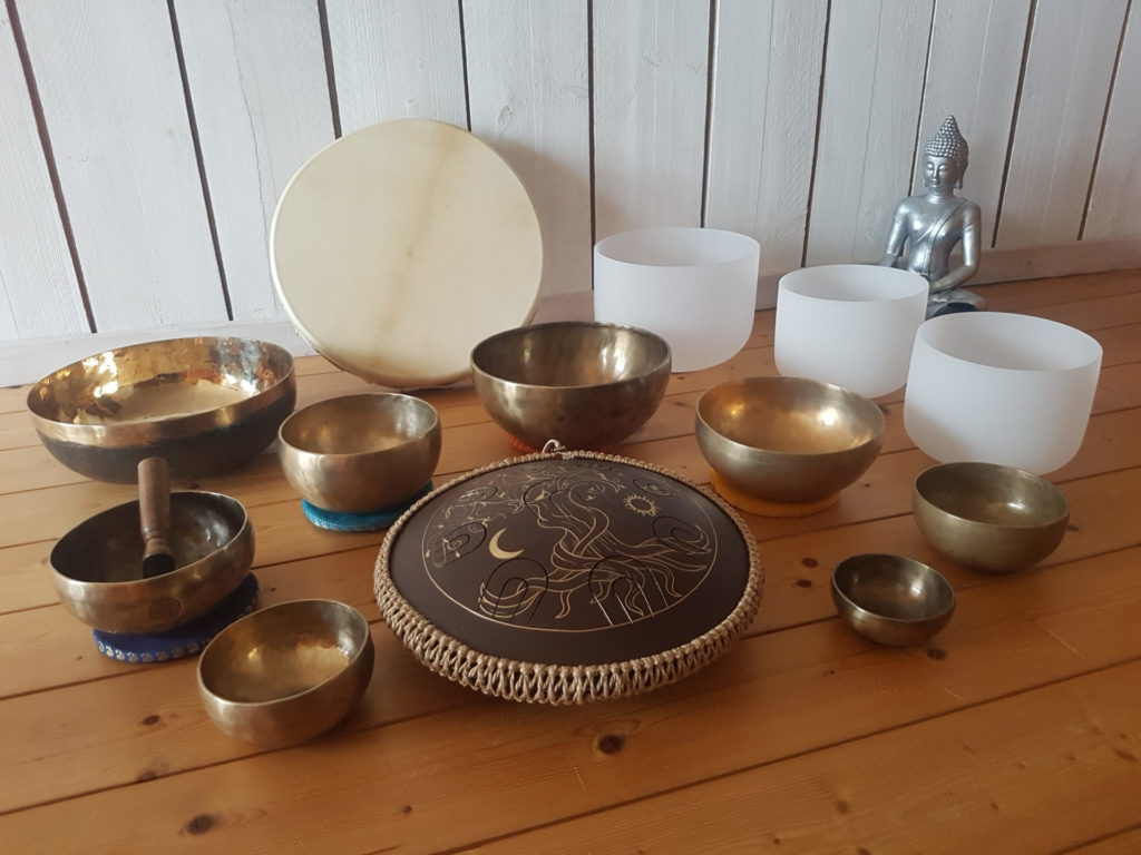 bols tibétains, de cristal et tambour chamanique